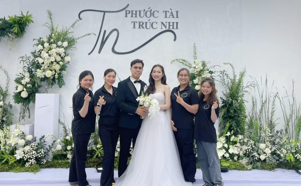 Trang Điểm Cô Dâu Tại Nhà Đồng Tháp – Ngọc Luận Makeup Academy, Đẹp Rạng Rỡ Mọi Nẻo Đường