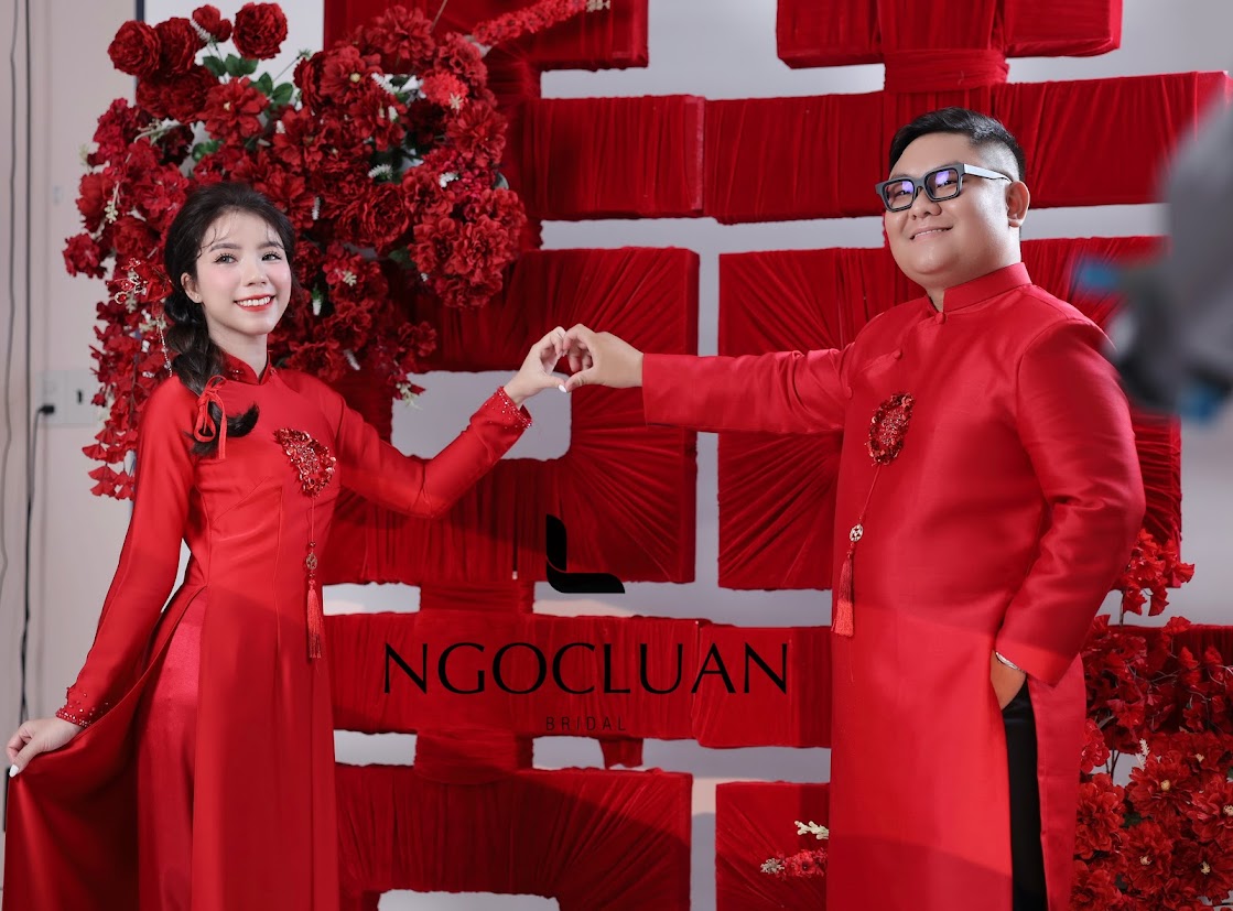 Ngọc Luận Bridal không chỉ đơn thuần là nơi chụp ảnh cưới, mà là nơi giúp bạn kể lại câu chuyện tình yêu của chính mình – theo cách riêng biệt nhất.