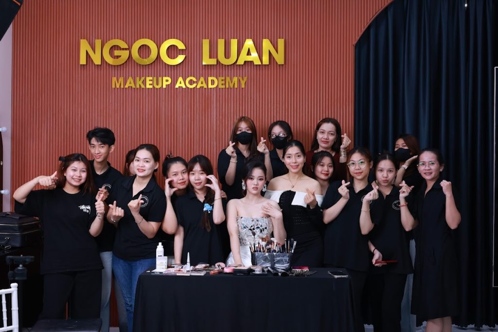 Đào Tạo Makeup Uy Tín Ở Đồng Tháp – Ngọc Luận Makeup Academy & Bridal